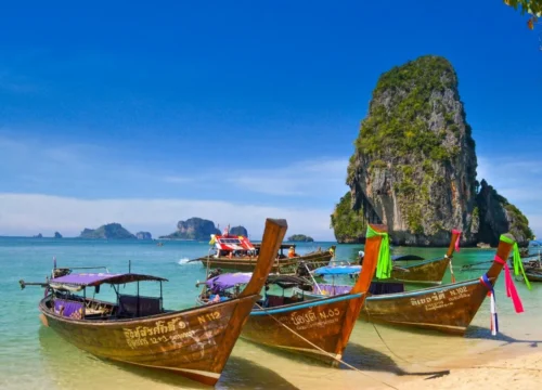 8-Day Thailand Honeymoon Tour : Phi Phi Islands & Phuket adventure